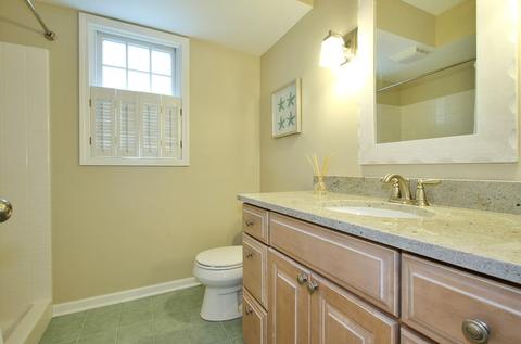 1179 Cedar Ln, Northbrook, IL 60062 photo 15