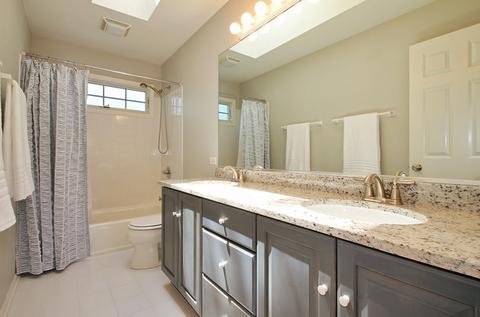 1179 Cedar Ln, Northbrook, IL 60062 photo 14