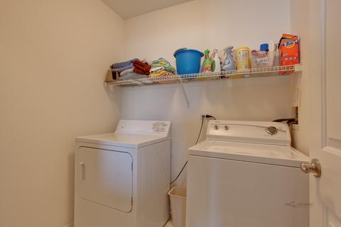1082 E Danbury Dr, Cary, IL 60013 photo 16