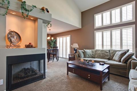 1082 E Danbury Dr, Cary, IL 60013 photo 4