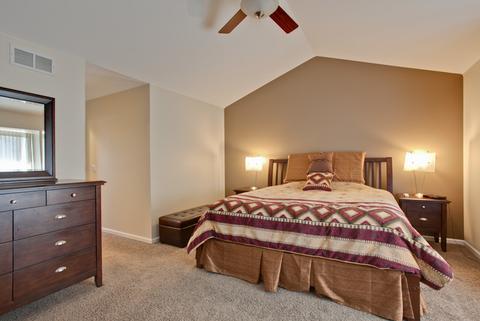 1082 E Danbury Dr, Cary, IL 60013 photo 18