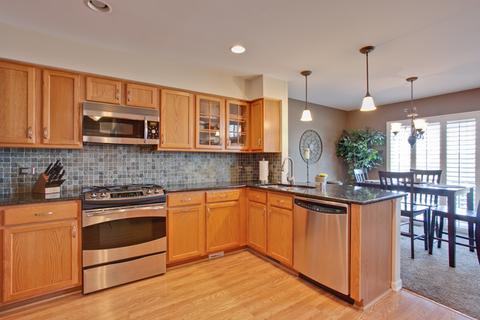1082 E Danbury Dr, Cary, IL 60013 photo 7