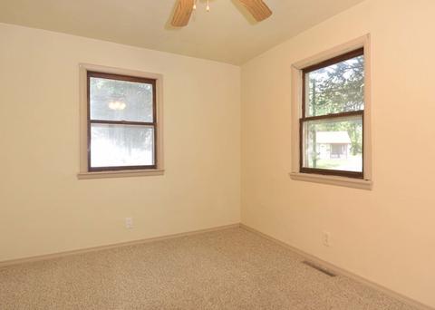 9 Hedge Ct, Champaign, IL 61821 photo 13