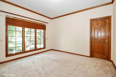 3219 White Eagle Dr, Naperville, IL 60564 photo 8