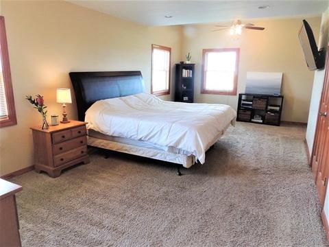 2953 E 10th Rd, Utica, IL 61373 photo 12