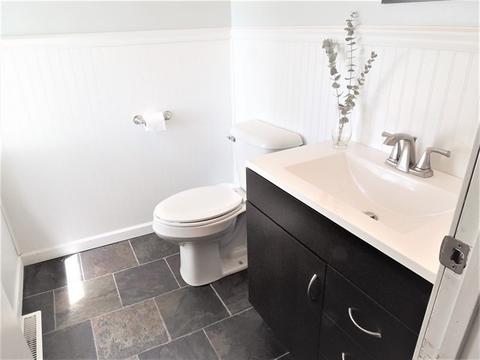 2953 E 10th Rd, Utica, IL 61373 photo 9