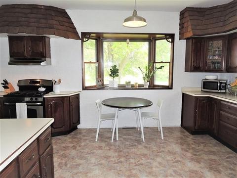 2953 E 10th Rd, Utica, IL 61373 photo 3