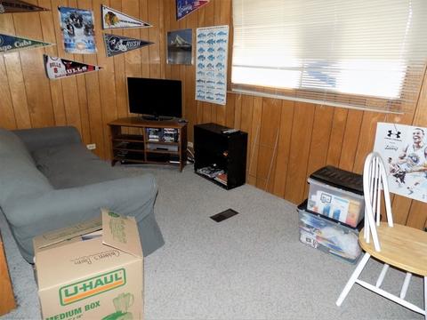 330 Wheeling Ave, Wheeling, IL 60090 photo 12