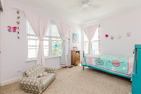 3132 Valley Falls St, Elgin, IL 60123 photo 12