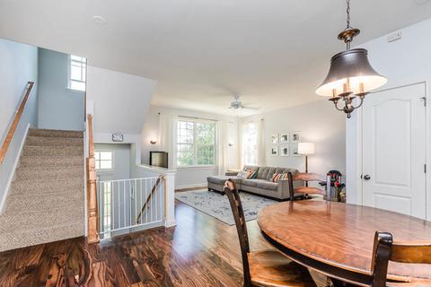 3132 Valley Falls St, Elgin, IL 60123 photo 5