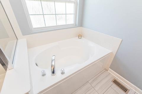 3132 Valley Falls St, Elgin, IL 60123 photo 11