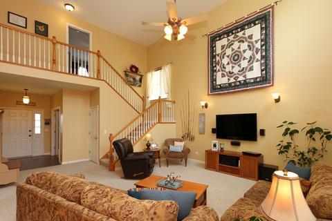 2133 Hazelwood Dr, Mchenry, IL 60051 photo 4