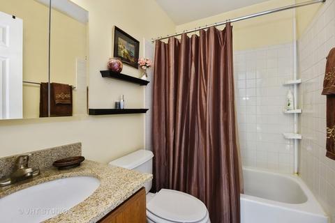 1264 Clover Ln, Hoffman Estates, IL 60192 photo 14