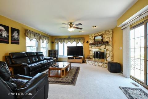 1264 Clover Ln, Hoffman Estates, IL 60192 photo 7