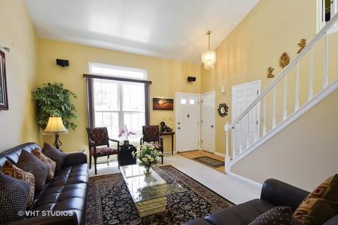 1264 Clover Ln, Hoffman Estates, IL 60192 photo 2