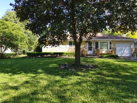 295 Pleasant St, Hoffman Estates, IL 60169 photo 1
