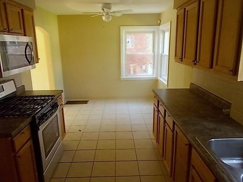 2122 S 21st Ave, Broadview, IL 60155 photo 6