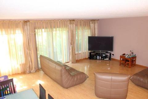 331 Redwing Dr, Deerfield, IL 60015 photo 5