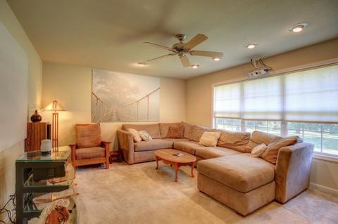 8 Paradise Ln, White Heath, IL 61884 photo 3