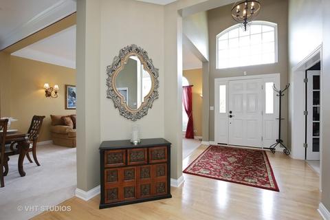 207 Bridle Path Ln, Fox River Grove, IL 60021 photo 2