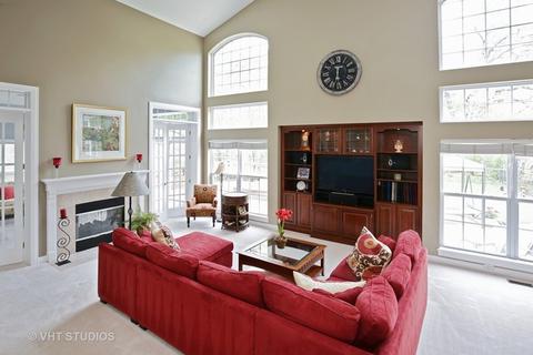 207 Bridle Path Ln, Fox River Grove, IL 60021 photo 9