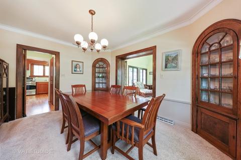 618 N Cross St, Wheaton, IL 60187 photo 8