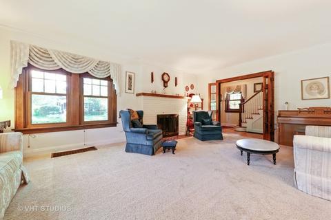 618 N Cross St, Wheaton, IL 60187 photo 6