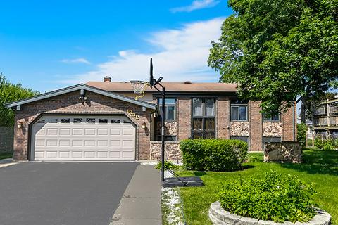 1332 W Meyer Dr, Addison, IL 60101 photo 1