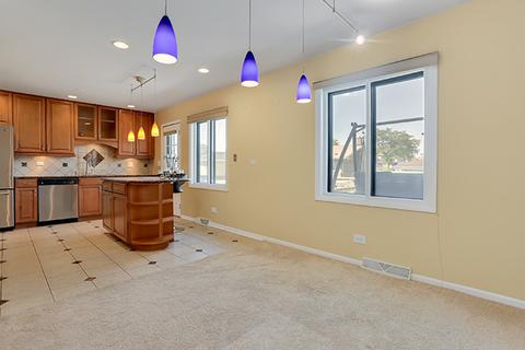 1332 W Meyer Dr, Addison, IL 60101 photo 7