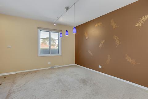 1332 W Meyer Dr, Addison, IL 60101 photo 9