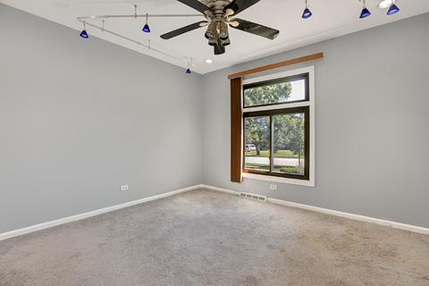 1332 W Meyer Dr, Addison, IL 60101 photo 15