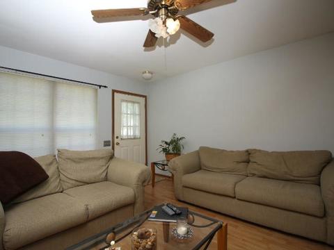 1655 Pebble Beach Cir, Elgin, IL 60123 photo 17