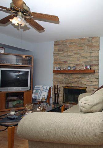 1655 Pebble Beach Cir, Elgin, IL 60123 photo 15