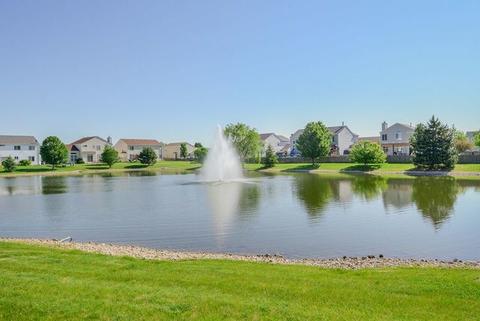6719 Sahara Dr, Plainfield, IL 60586 photo 2