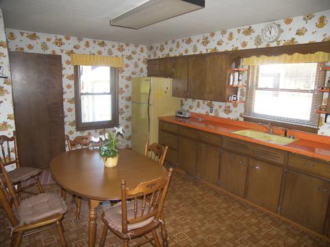 416 8th St, Peru, IL 61354 photo 5