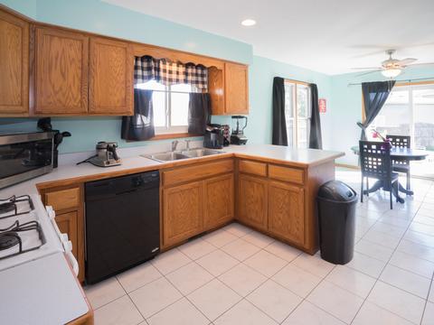 2825 Ruth Fitzgerald Dr, Plainfield, IL 60586 photo 4