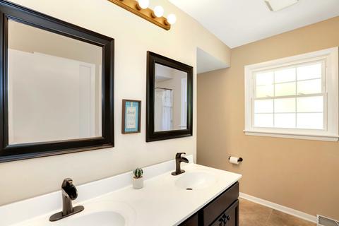 1808 Euclid Ave, Mount Prospect, IL 60056 photo 23