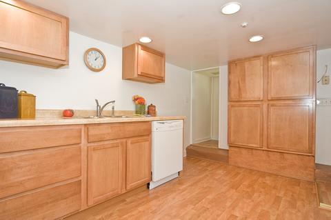 1047 Darrow Ave, Evanston, IL 60202 photo 8