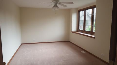 917 Ascot Dr, Elgin, IL 60123 photo 7
