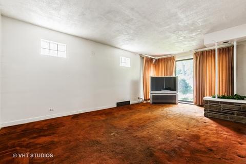 2136 E 91st St, Chicago, IL 60617 photo 2