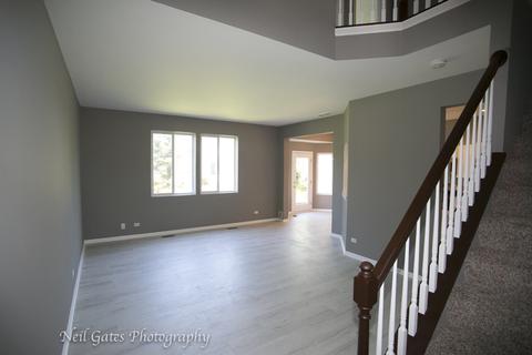 2354 Cove Ct, Elgin, IL 60123 photo 3