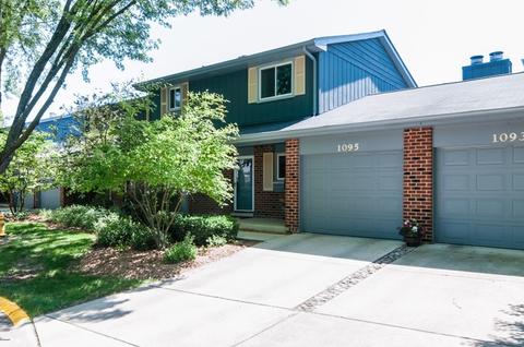 1095 Whitchurch Ct, Wheaton, IL 60189 photo 1