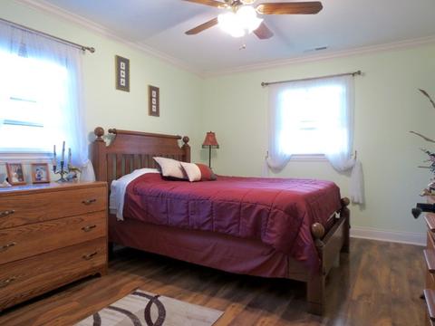 935 Valley Stream Dr, Wheeling, IL 60090 photo 11