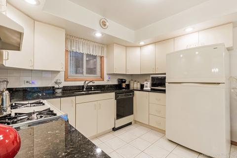 574 Debra Dr, Des Plaines, IL 60016 photo 3