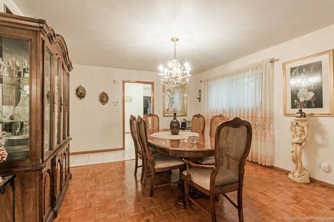 574 Debra Dr, Des Plaines, IL 60016 photo 12