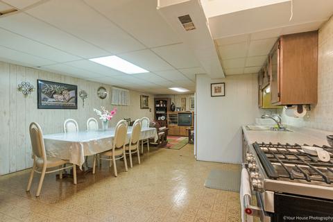 574 Debra Dr, Des Plaines, IL 60016 photo 15