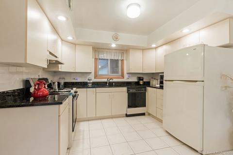 574 Debra Dr, Des Plaines, IL 60016 photo 5