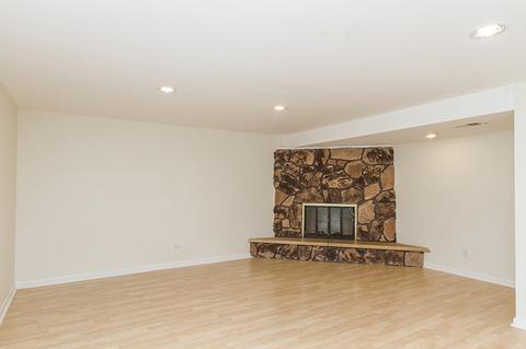 340 Pleasant St, Hoffman Estates, IL 60169 photo 21