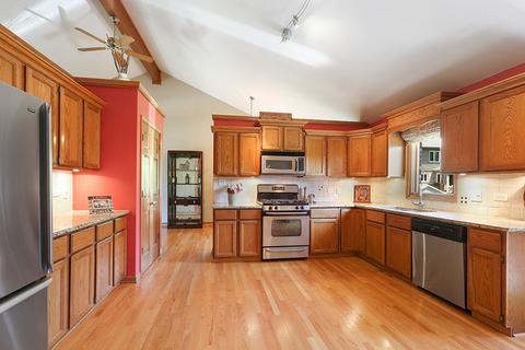 4 W Roberta St, Lemont, IL 60439 photo 3