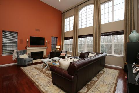3545 Tournament Dr, Elgin, IL 60124 photo 9